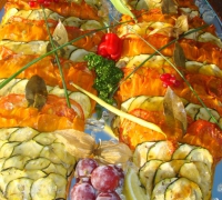 Filet de saumon en écailles de legumes